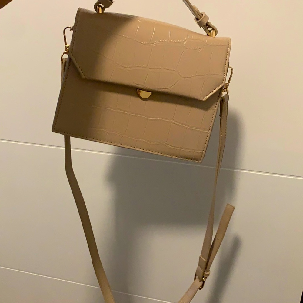 Brand new purse